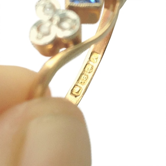 SOLD ✨ Ring Sapphire + Diamond 18K Gold - Picture 4 of 8